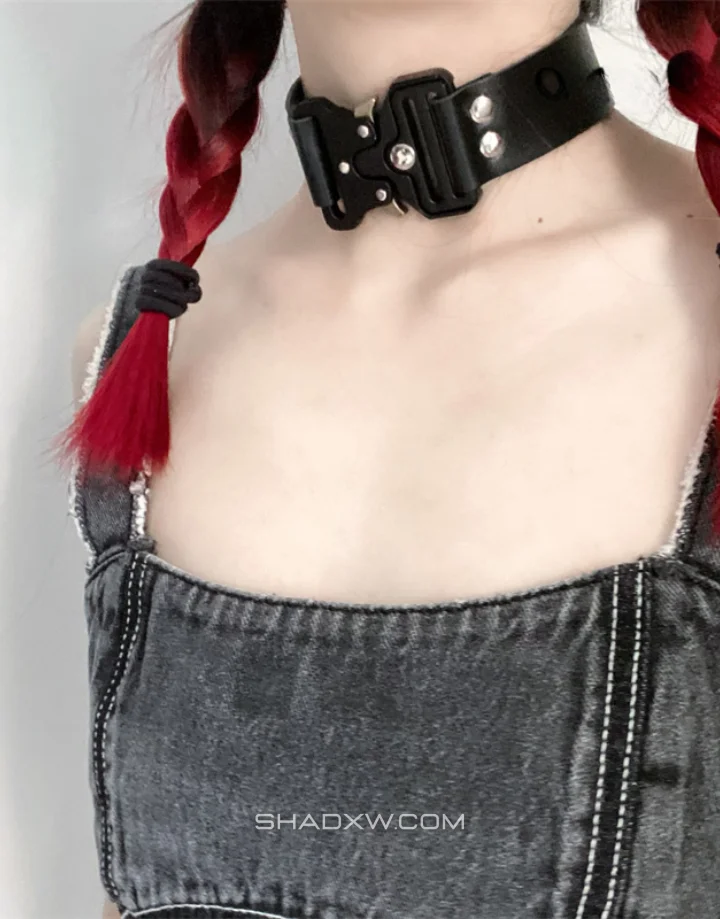 Belt Buckle Necklace - Image 3