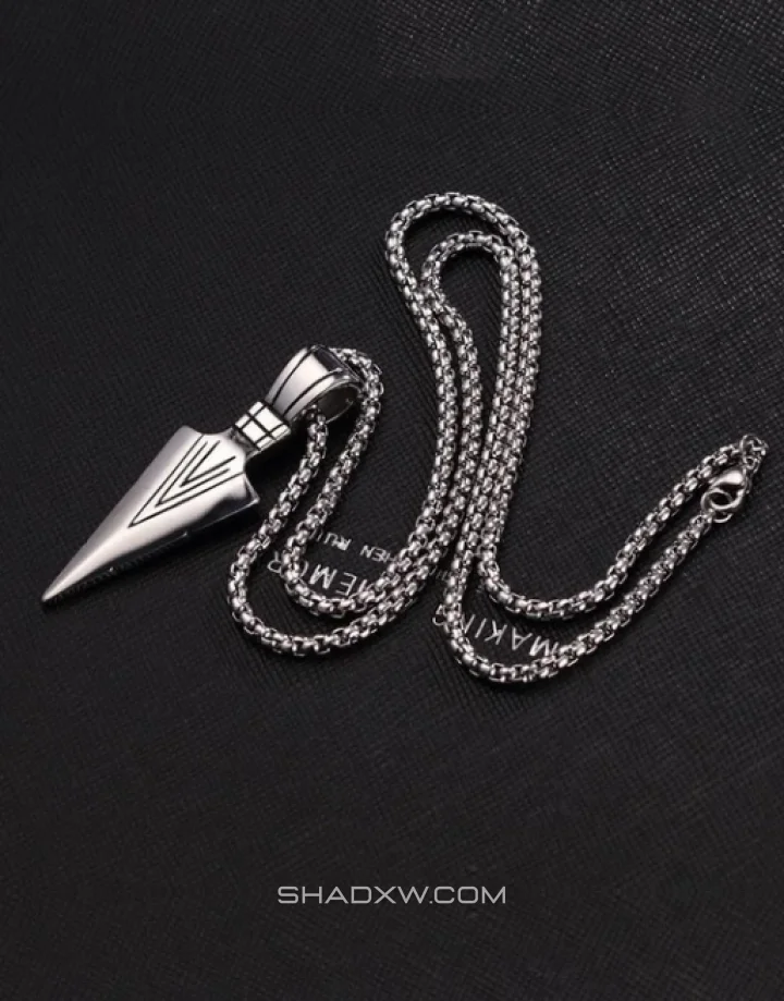 Black arrowhead necklace - Image 3
