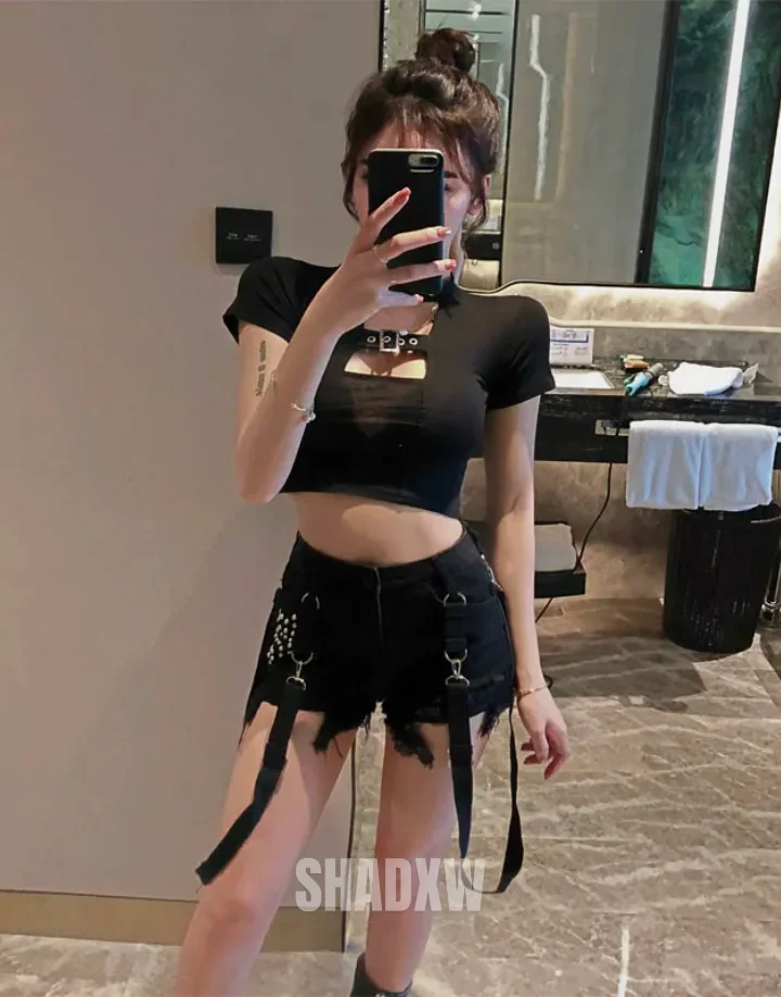Female Cargo Shorts - Image 5