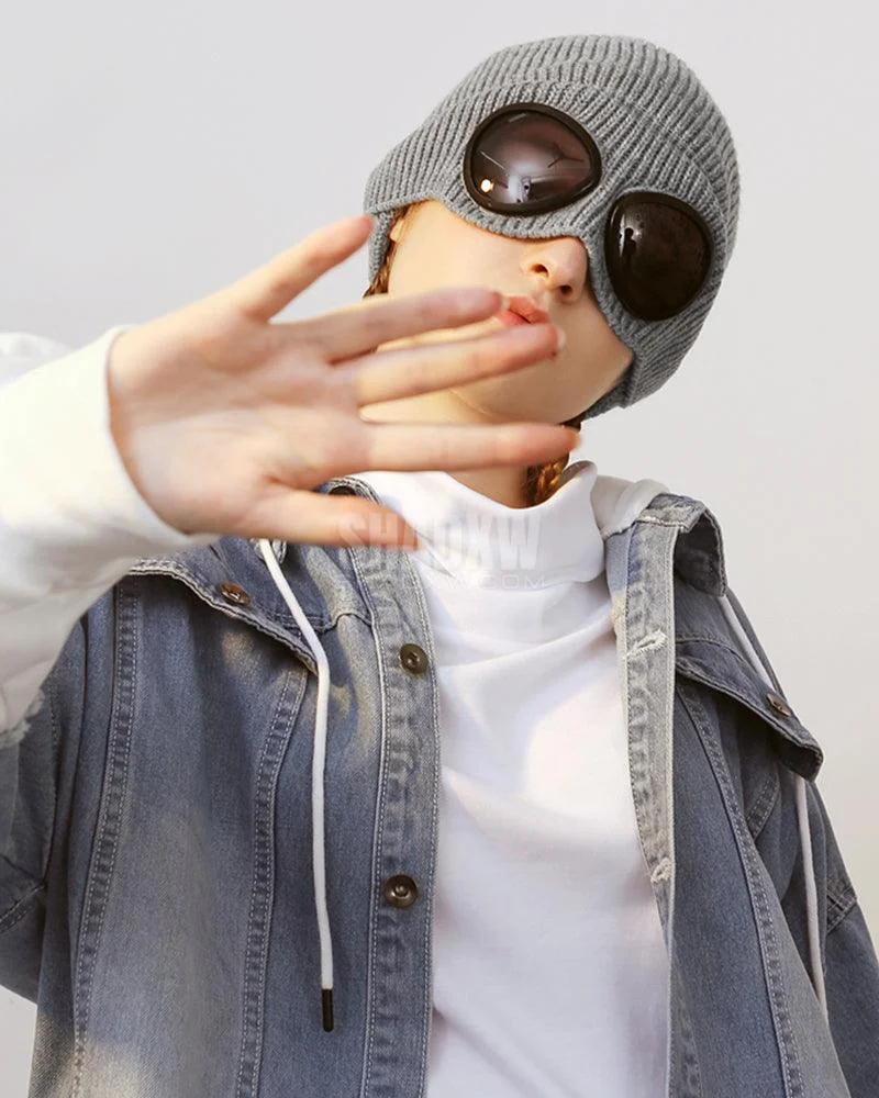 Futuristic Hat - Image 12
