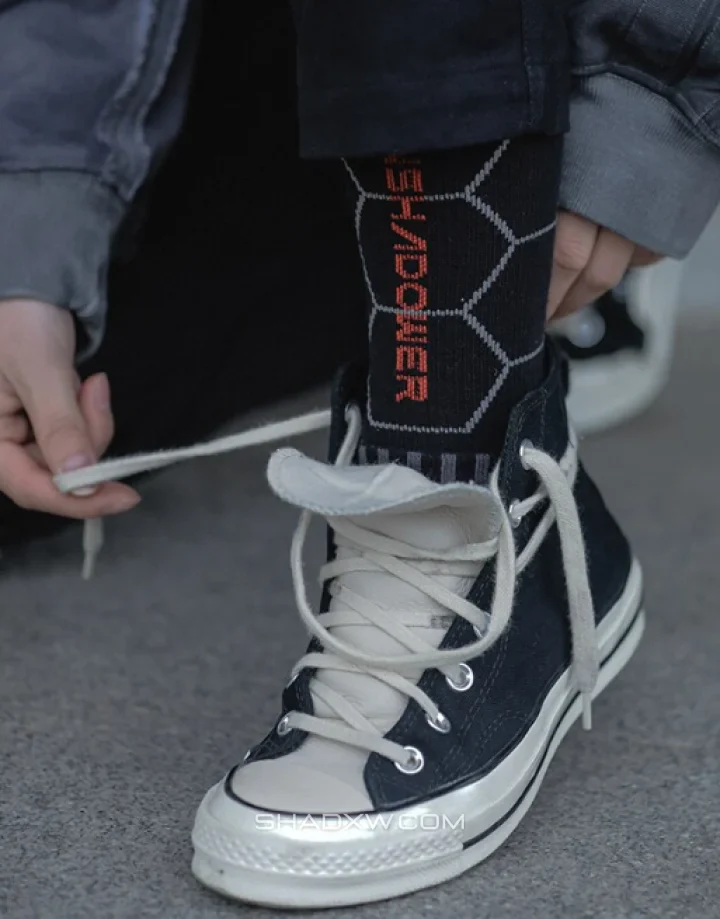 Futuristic socks - Image 3