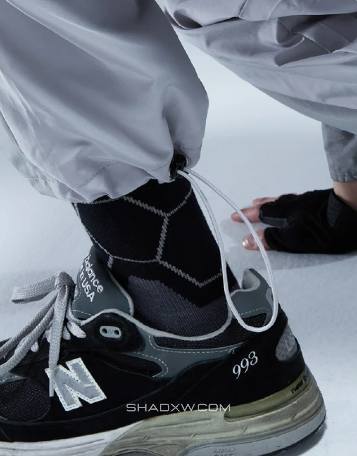 Futuristic socks - Image 4
