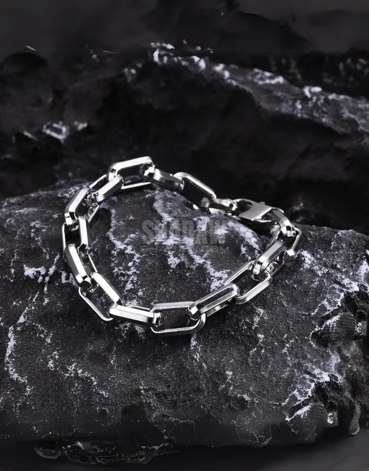 Heavy Chain Link Bracelet - Image 4