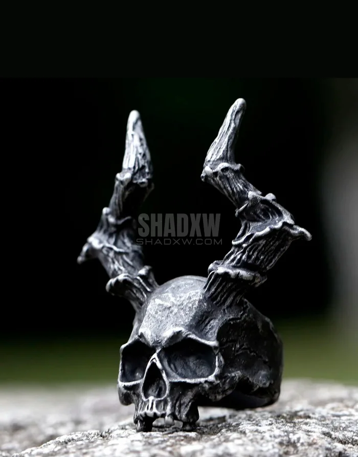 Horned Skull Ring - Image 7