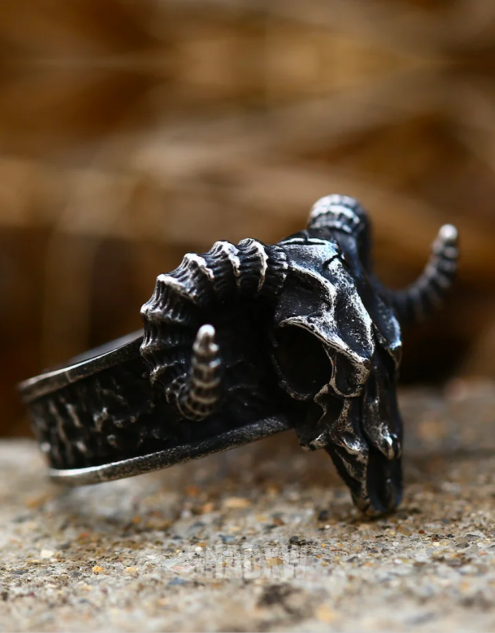 Ram Skull Ring - Image 7
