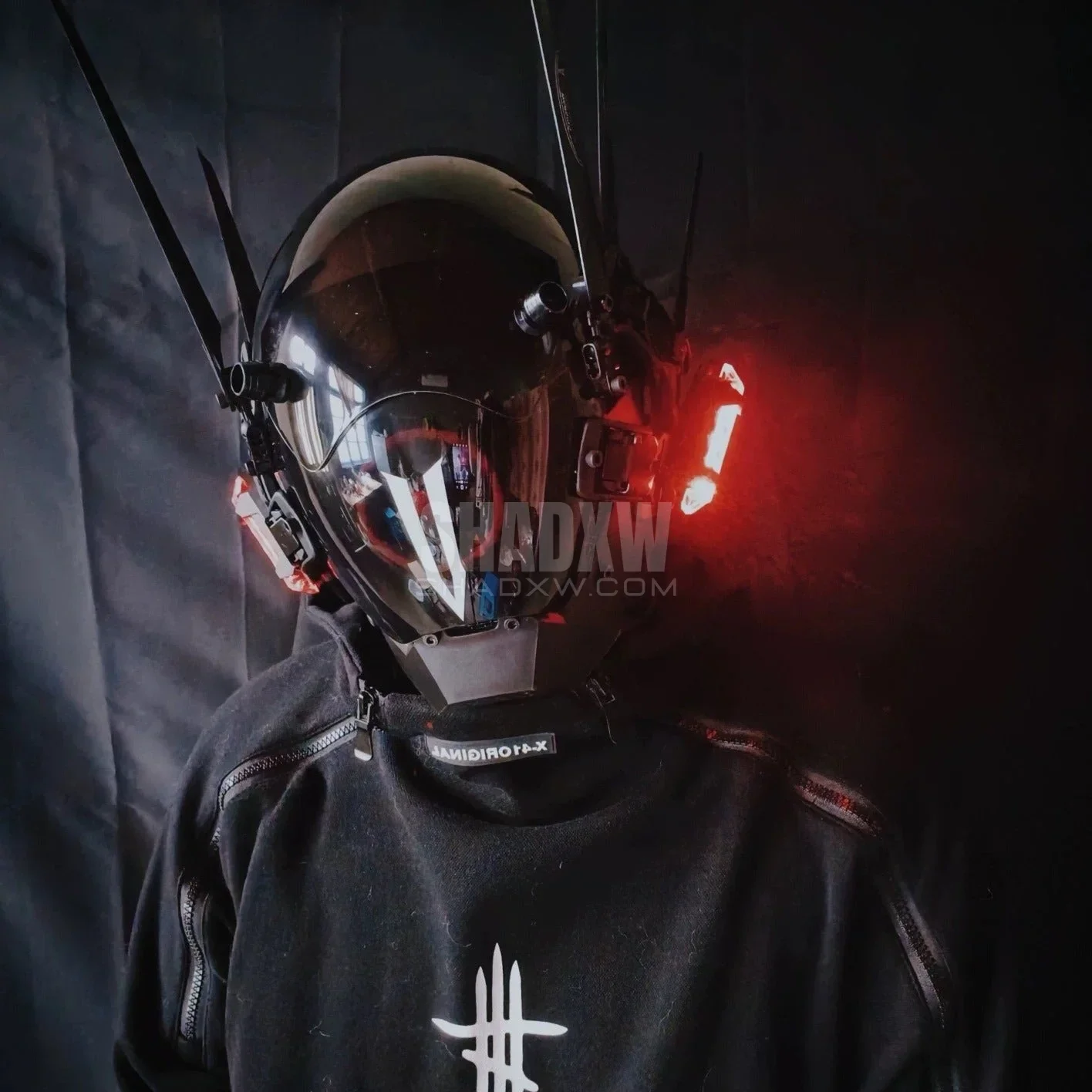 Red Cyberpunk Futuristic Helmet - Image 2