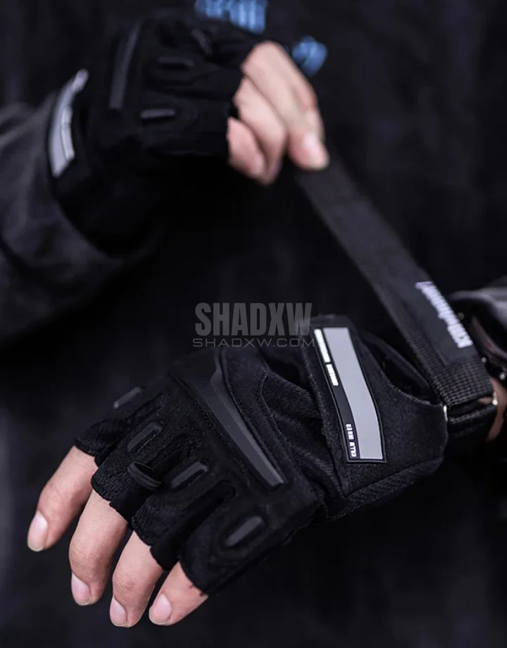 Reflective gloves - Image 3