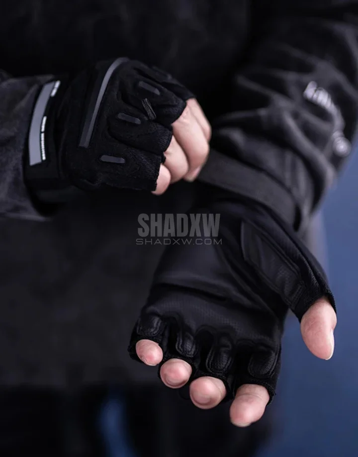 Reflective gloves - Image 4