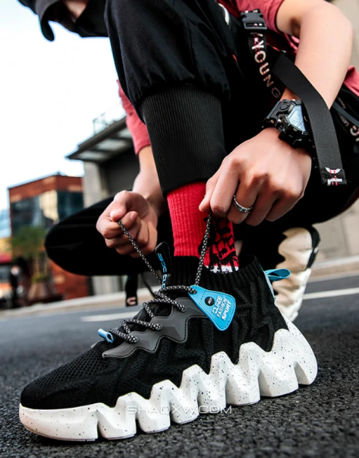 Street Sneakers - Image 6