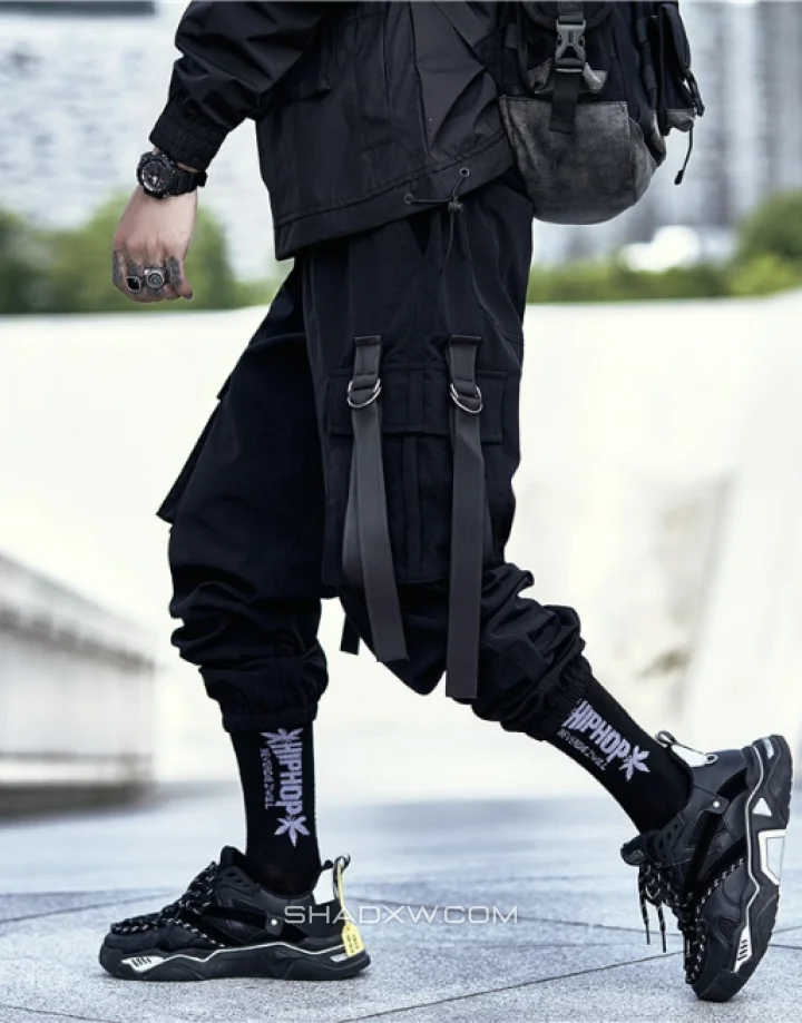 Tech Cargos - Image 5