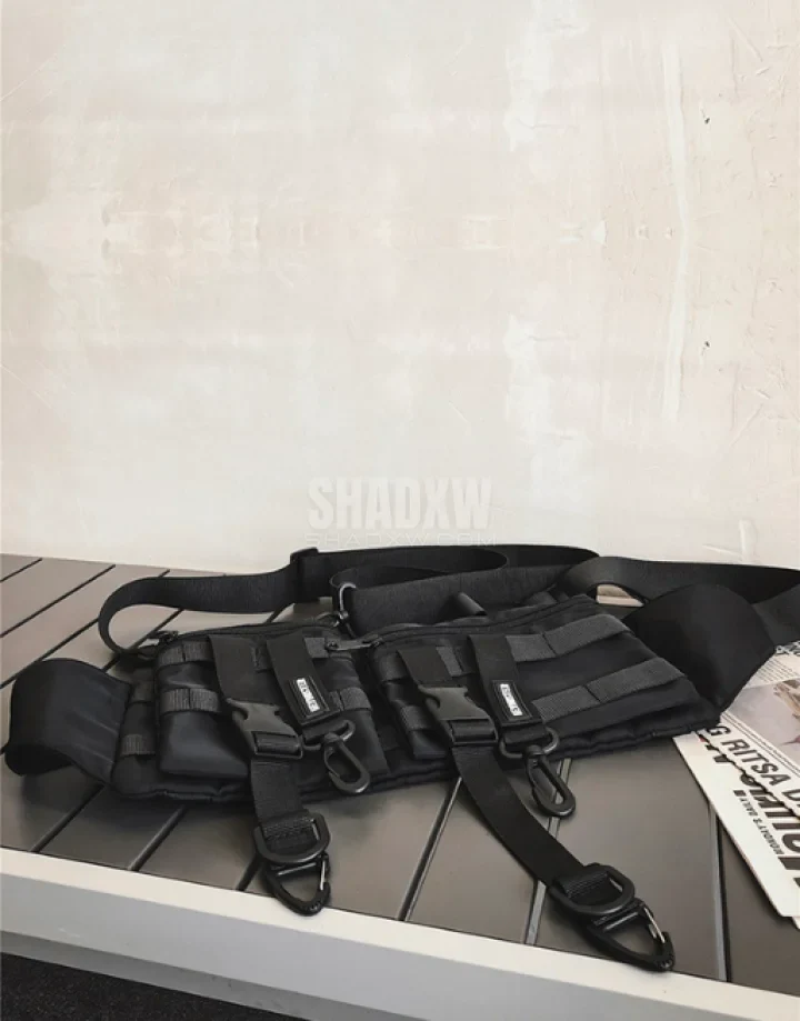 Techwear Bumbag - Image 8